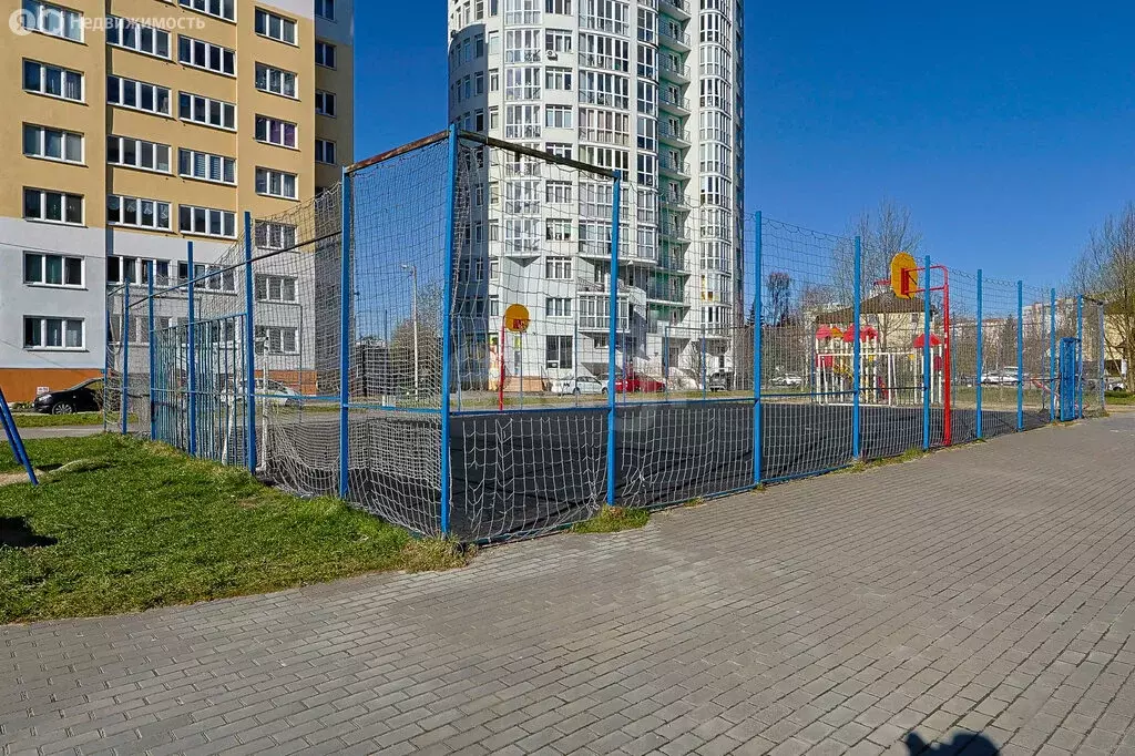 3-комнатная квартира: Калининград, Орудийная улица, 32Б (95 м) - Фото 1