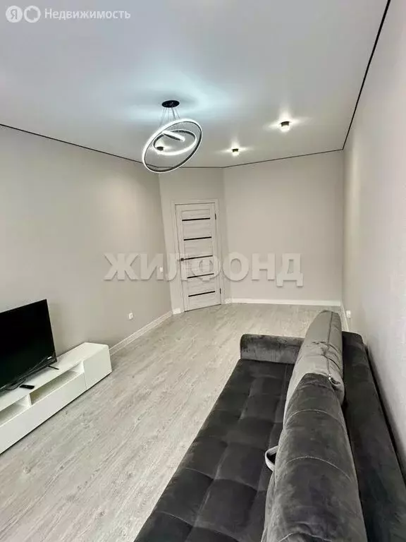 1-комнатная квартира: Абакан, улица Генерала Тихонова, 8 (41.5 м) - Фото 1