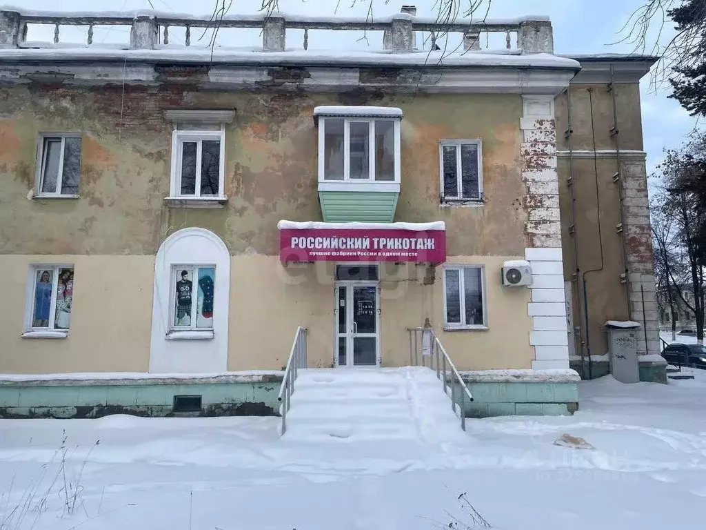 Торговая площадь в Челябинская область, Озерск просп. Ленина, 63 (90 ... - Фото 1