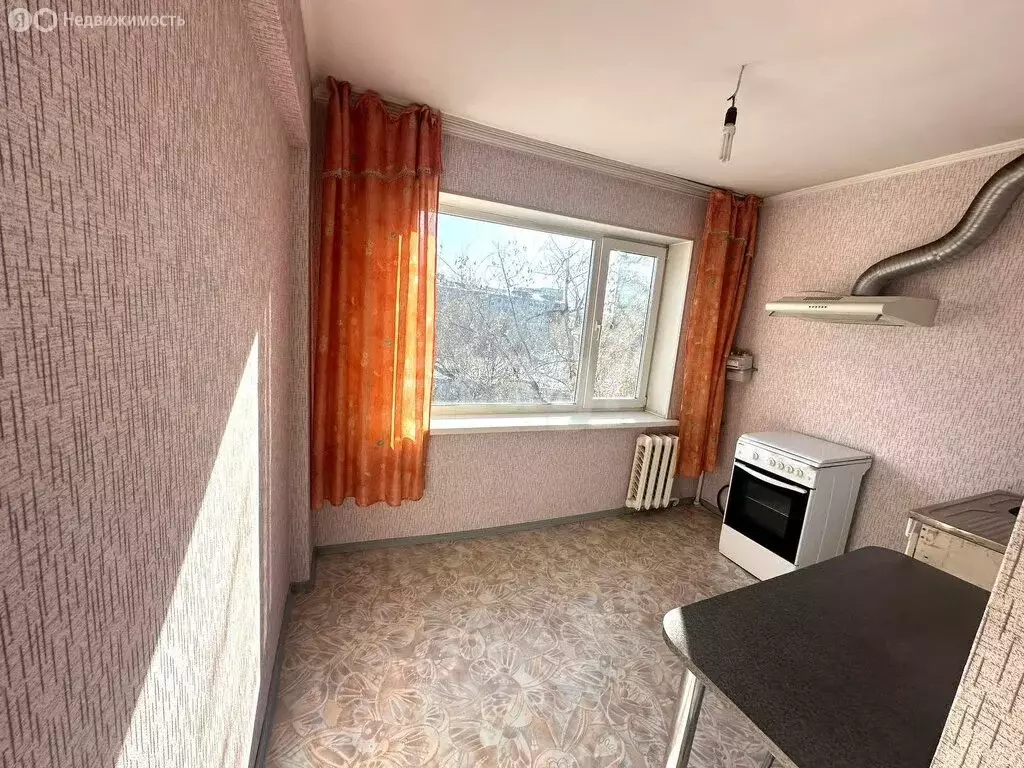 3-комнатная квартира: Благовещенск, 2-й микрорайон, улица Кантемирова, ... - Фото 1