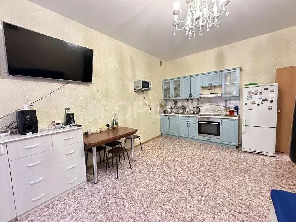 1-к кв. Тюменская область, Тюмень ул. Линейная, 11 (55.5 м) - Фото 1