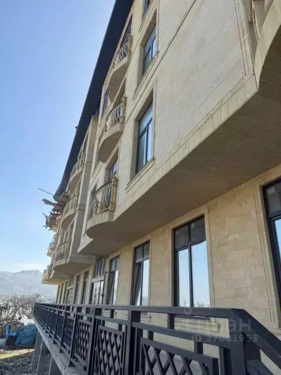 2-к кв. Ставропольский край, Кисловодск ул. Жмакина, 20 (71.5 м) - Фото 0