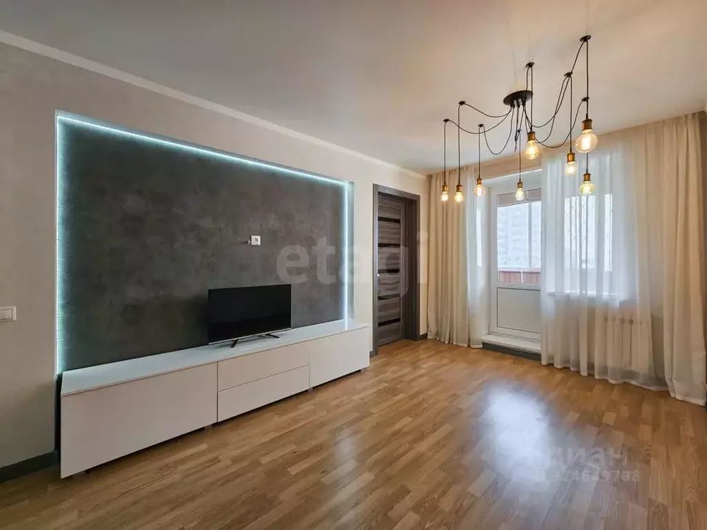 2-к кв. Татарстан, Набережные Челны пос. ЗЯБ, 19-й комплекс, 13 (77.8 ... - Фото 1