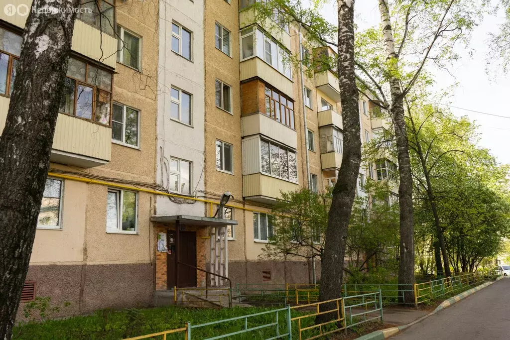 3-комнатная квартира: Казань, улица Гарифьянова, 36 (59.9 м) - Фото 0