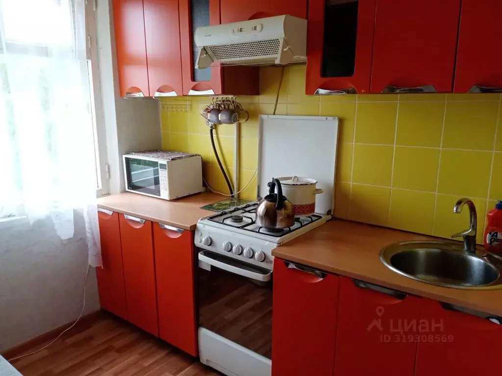 3-к кв. Пермский край, Пермь ул. Архитектора Свиязева, 46/1 (61.9 м) - Фото 0