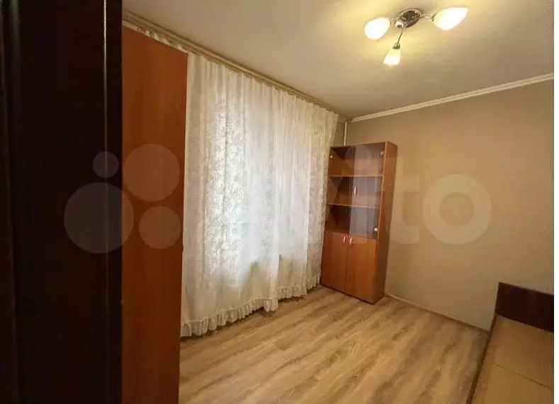 4-к. квартира, 60 м, 1/9 эт. - Фото 1