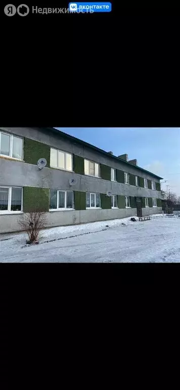 3-комнатная квартира: село Усть-Чарышская Пристань, улица Гагарина, 27 ... - Фото 0