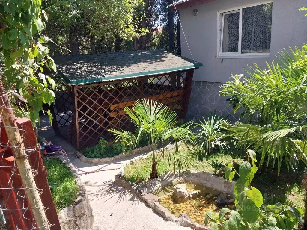 Дом в Крым, Алупка ул. Западная, 3 (35 м) - Фото 1