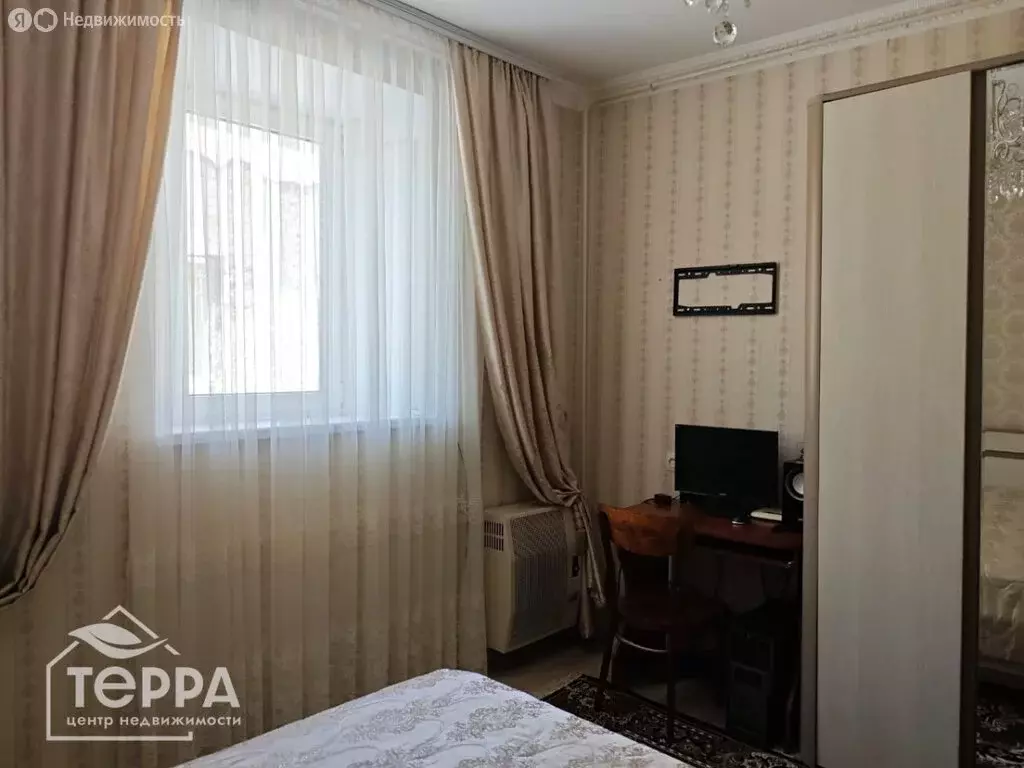 1-комнатная квартира: Евпатория, Караимская улица, 50 (33.9 м) - Фото 0