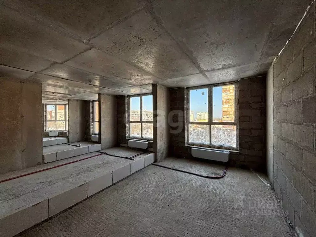 3-к кв. Калужская область, Калуга ул. Генерала Попова, 13 (83.8 м) - Фото 1