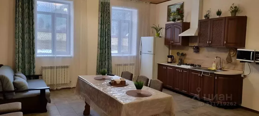 Комната Карачаево-Черкесия, Теберда Карачаевский городской округ, ул. ... - Фото 2