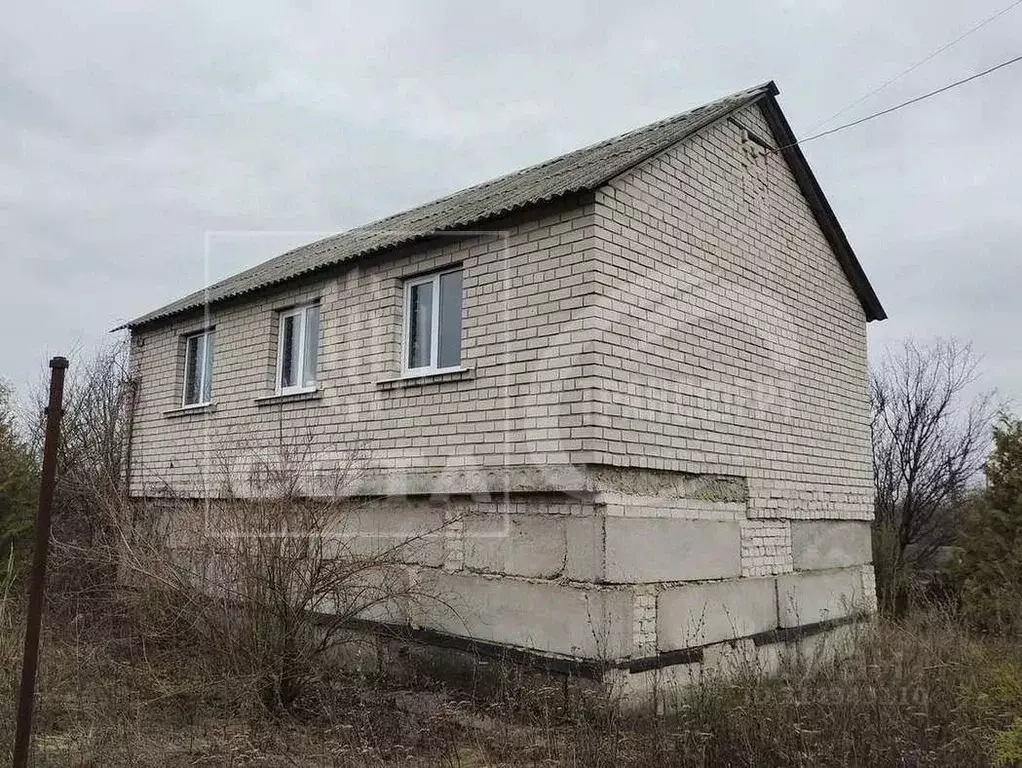 Дом в Воронежская область, Семилукский район, Перлевское с/пос, За ... - Фото 1