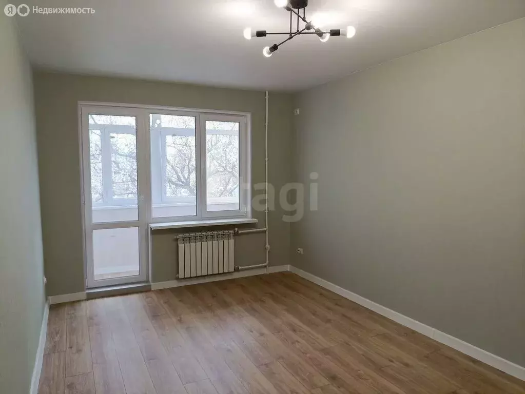 1-комнатная квартира: Симферополь, улица Маршала Жукова, 23А (34.5 м) - Фото 0