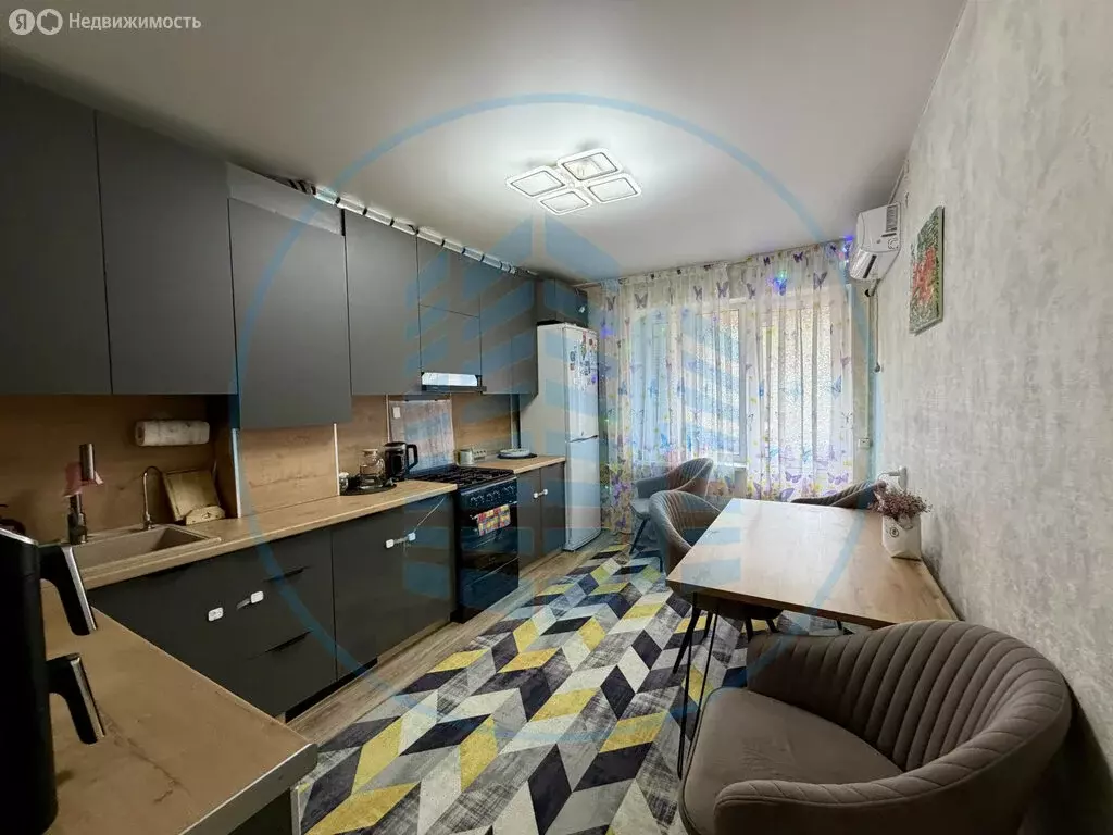 2-комнатная квартира: Лермонтов, Пятигорская улица, 17/2 (56.3 м) - Фото 2