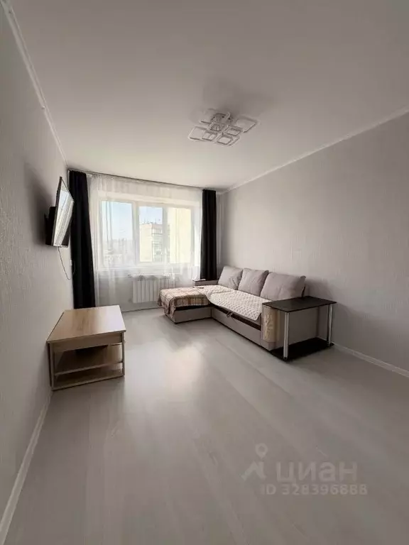 1-к кв. Челябинская область, Челябинск ул. Молодогвардейцев, 33 (35.8 ... - Фото 1