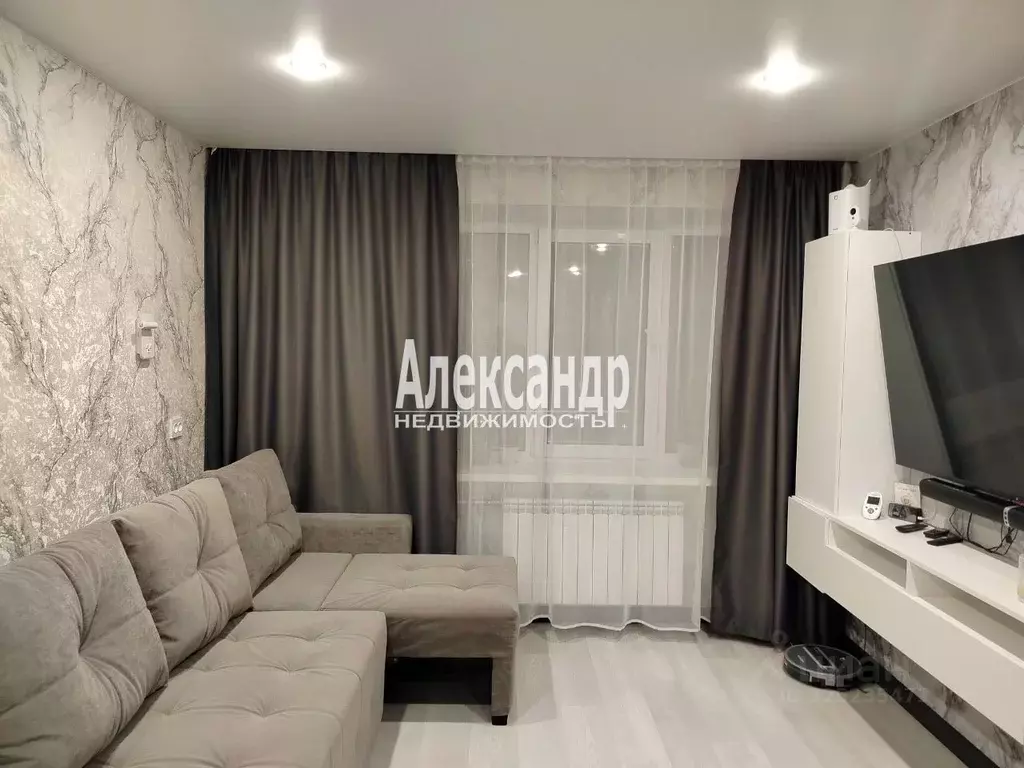 Комната Санкт-Петербург ул. Брянцева, 15 (18.0 м) - Фото 1