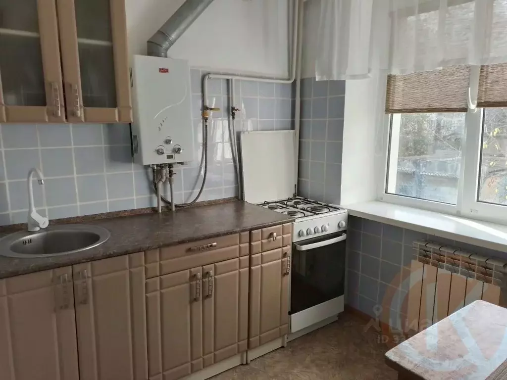 2-к кв. Крым, Евпатория проезд Советский, 1 (46.8 м) - Фото 2