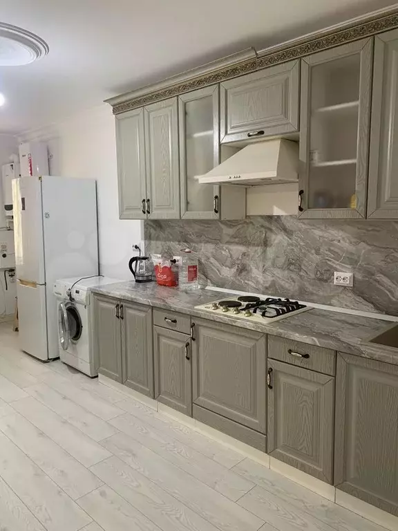2-к. квартира, 85 м, 1/10 эт. - Фото 0