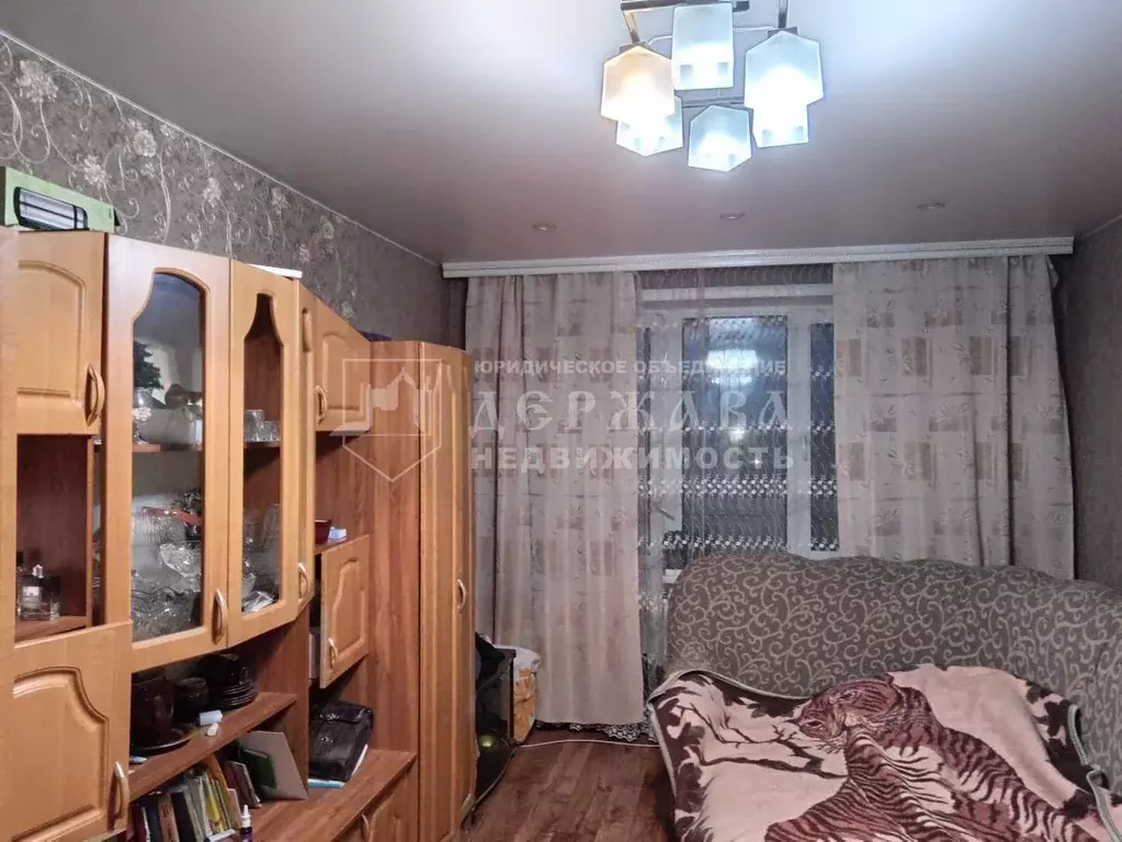 2-к кв. Кемеровская область, Топки Топкинская ул., 23 (44.8 м) - Фото 0