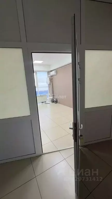 Офис в Бурятия, Улан-Удэ ул. Сахьяновой, 23Г (24 м) - Фото 1