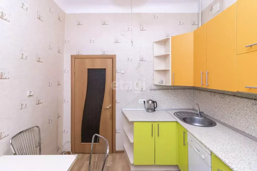 2-к кв. Тюменская область, Тюмень ул. Котельщиков, 1 (61.9 м) - Фото 1