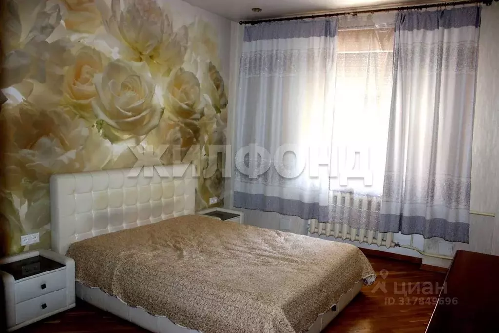 3-к кв. Новосибирская область, Новосибирск ул. Фрунзе, 18/1 (104.4 м) - Фото 1