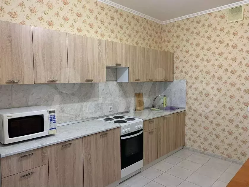 1-к. квартира, 45 м, 8/16 эт. - Фото 0