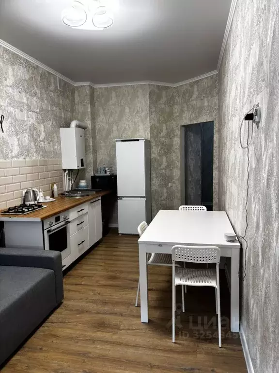 1-к кв. Саратовская область, Балаково ш. Саратовское, 77 (45.4 м) - Фото 1