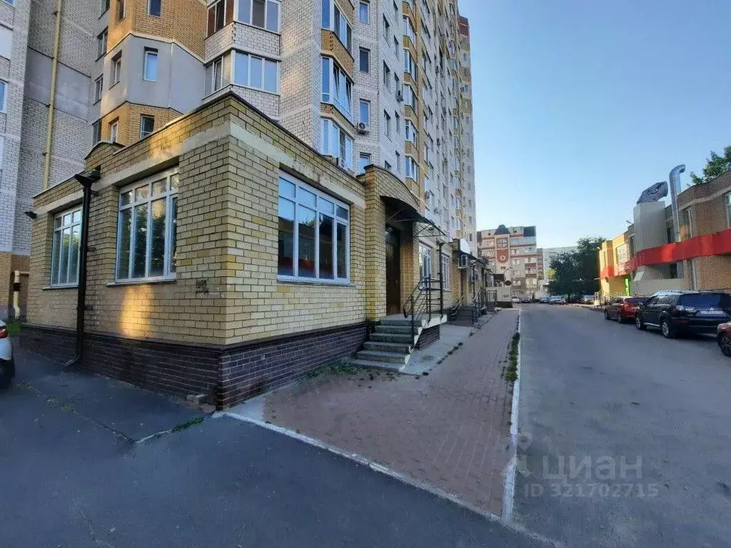 Помещение свободного назначения в Брянская область, Брянск Советская ... - Фото 1