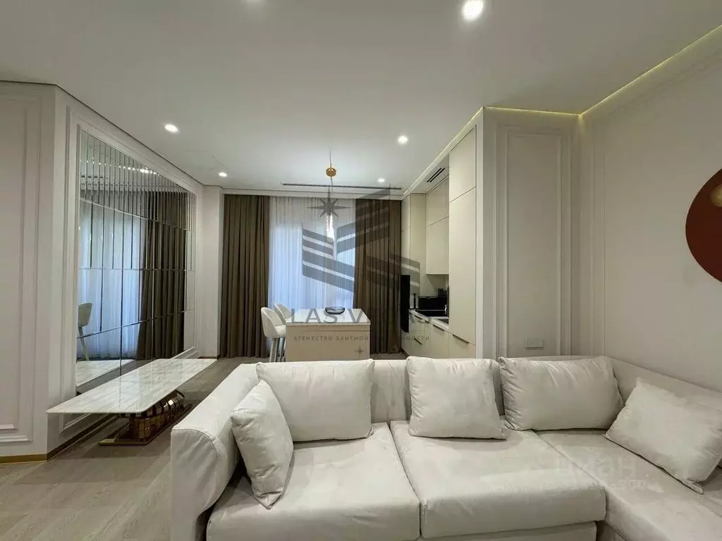 2-к кв. Татарстан, Казань ул. Новаторов, 8Б (50.0 м) - Фото 0