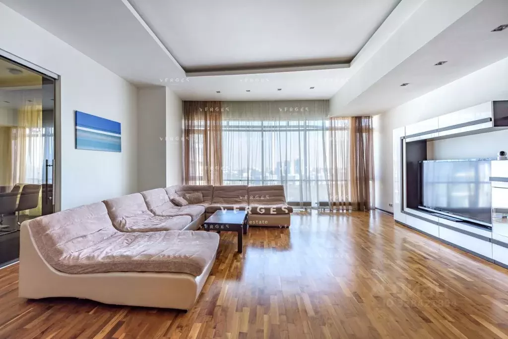 4-к кв. Москва Нежинская ул., 1к3 (195.0 м) - Фото 1