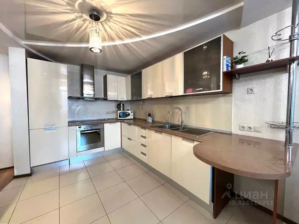 4-к кв. Томская область, Томск ул. Косарева, 33 (106.0 м) - Фото 1