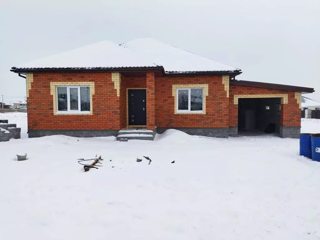 Дом в Белгородская область, Белгородский район, Разумное рп, ... - Фото 0