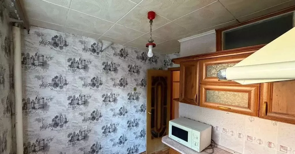3-к кв. Белгородская область, Губкин ул. Лазарева, 30 (58.4 м) - Фото 2