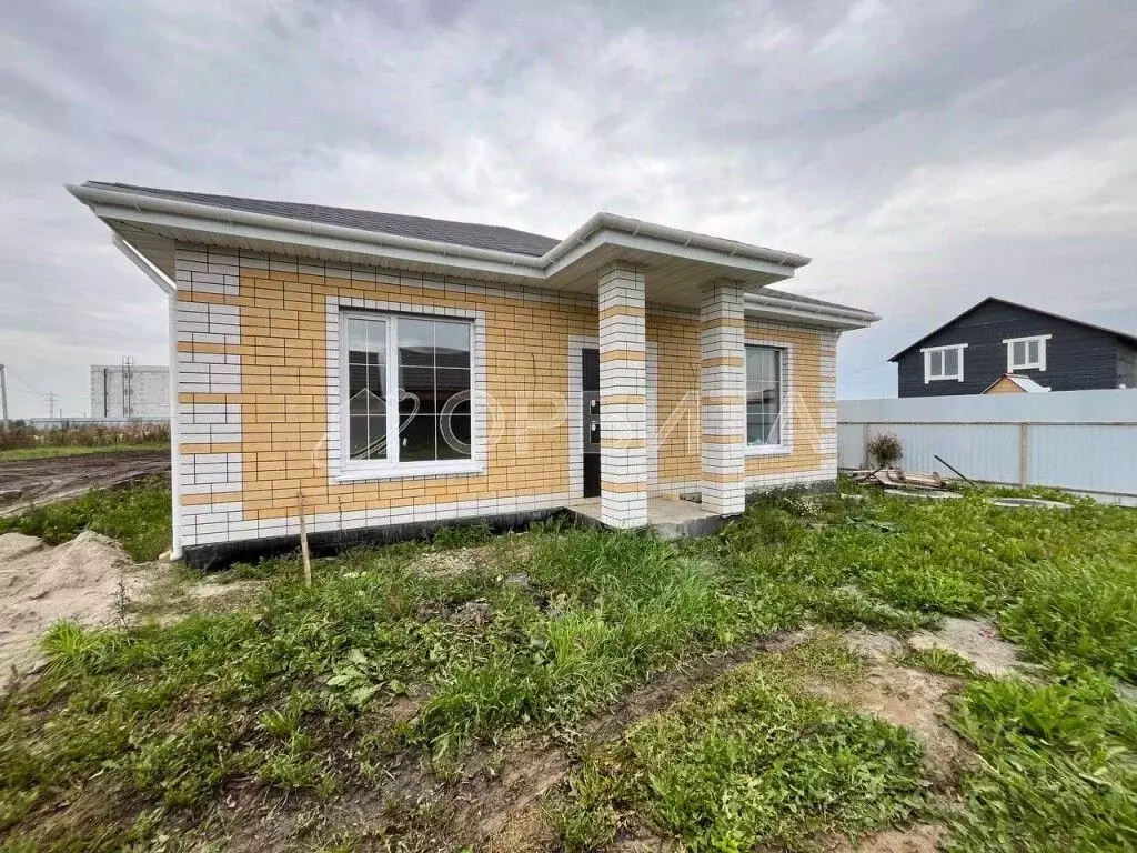 Дом в Тюменская область, Тюменский муниципальный округ, д. Елань ул. ... - Фото 1