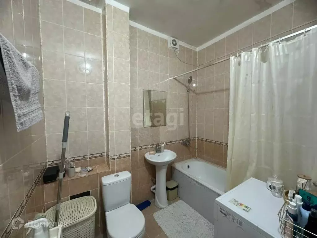 Продаётся 1-к квартира, 60.9 м - Фото 1