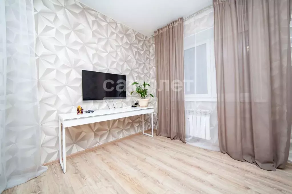 2-к кв. Татарстан, Казань ул. Галимджана Баруди, 20А (69.4 м) - Фото 1