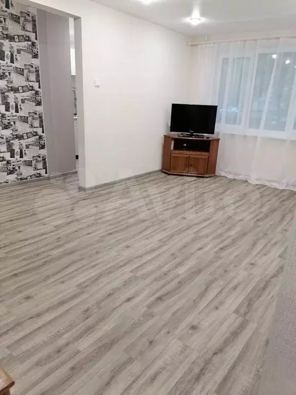3-к. квартира, 60 м, 1/5 эт. - Фото 0