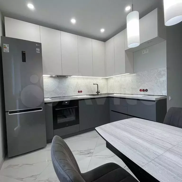2-к. квартира, 60 м, 5/8 эт. - Фото 0