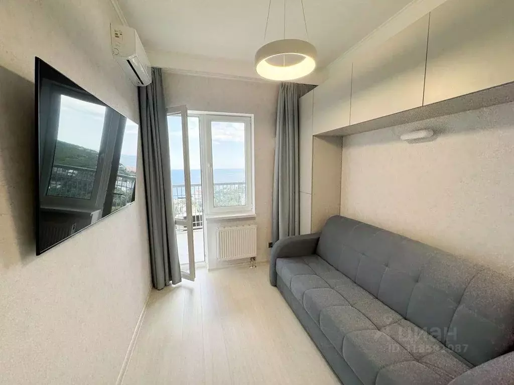 2-к кв. Крым, Алушта ул. Сергеева-Ценского, 1А (50.7 м) - Фото 1