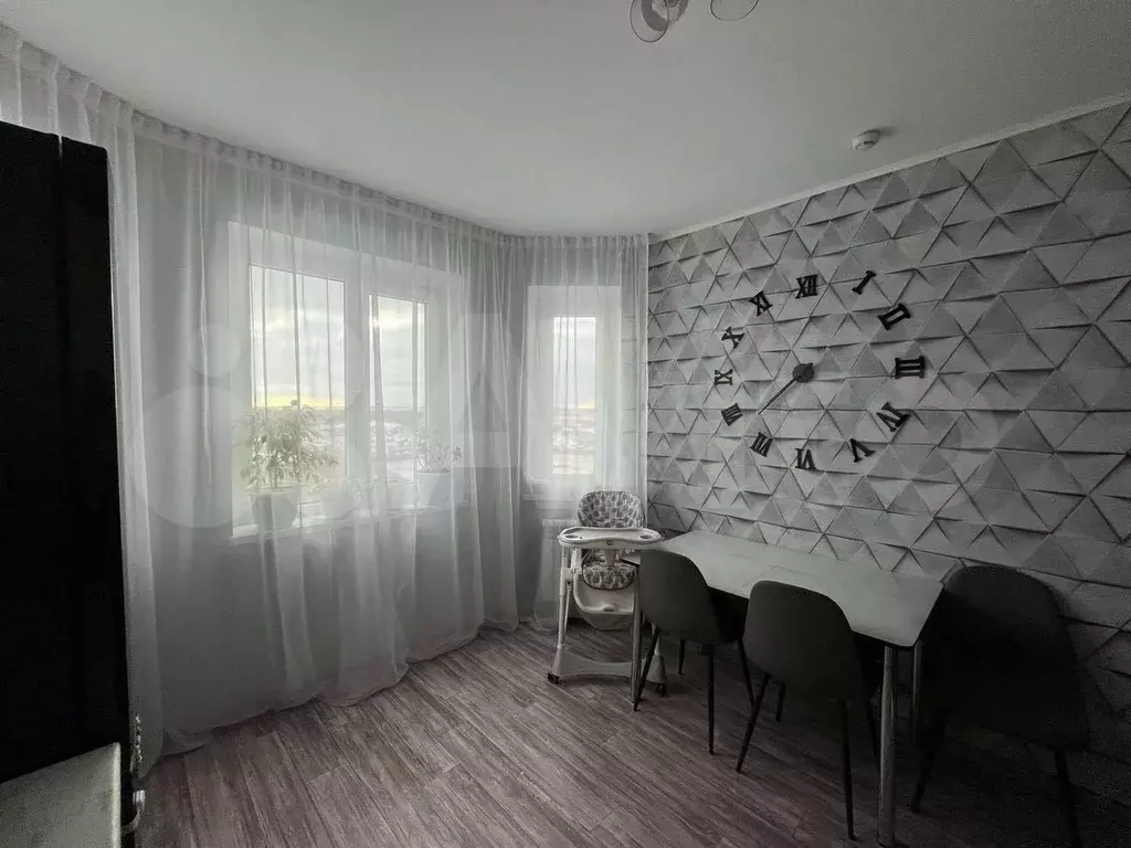 2-к. квартира, 58,4 м, 14/17 эт. - Фото 1