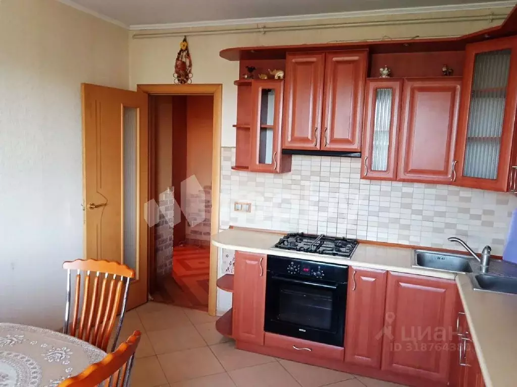 2-к кв. Калининградская область, Калининград Озерная ул., 49 (71.7 м) - Фото 1
