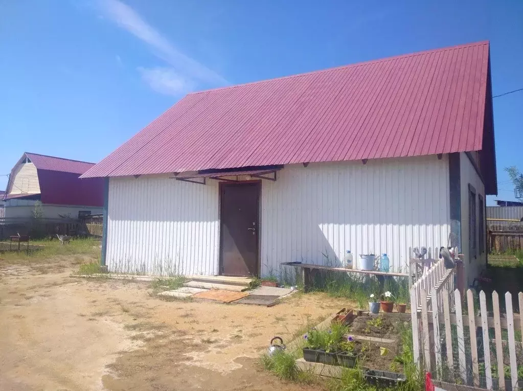 Дом в Саха (Якутия), Якутск Марха мкр, Набережная ул., 17/2 (65 м) - Фото 1
