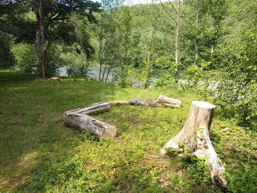 Участок в Адыгея, Майкопский район, Даховское с/пос, с. Хамышки ул. ... - Фото 1