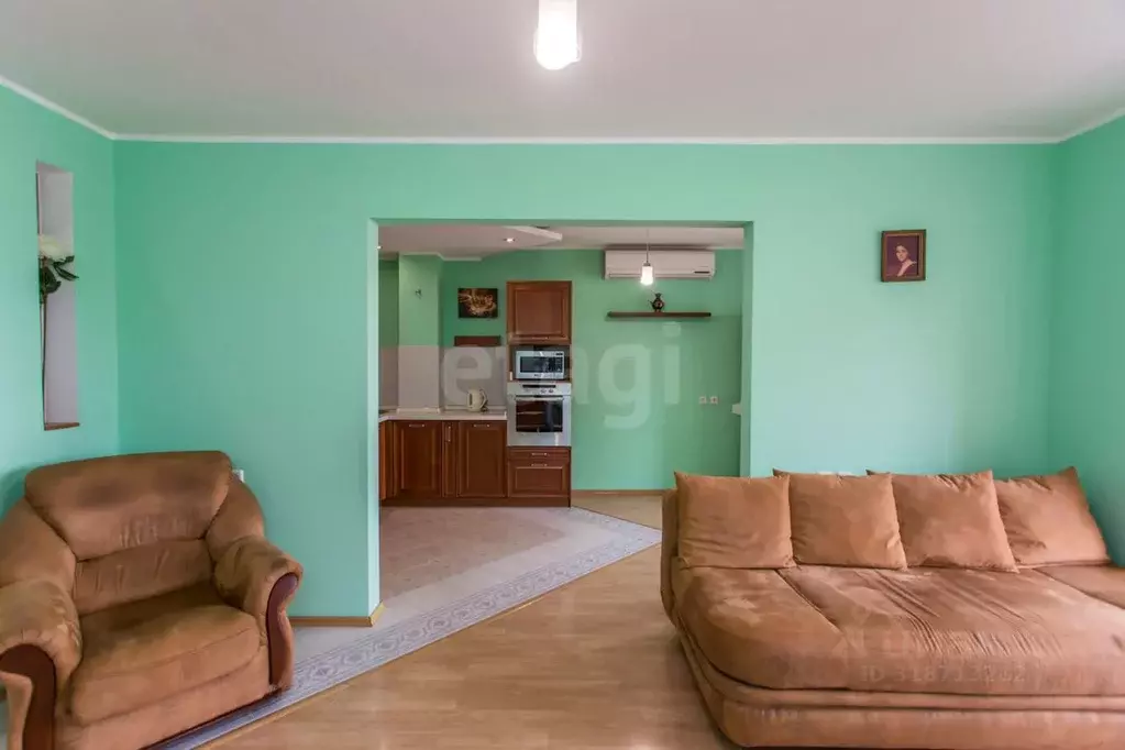 2-к кв. Приморский край, Владивосток ул. Давыдова, 35 (58.6 м) - Фото 1