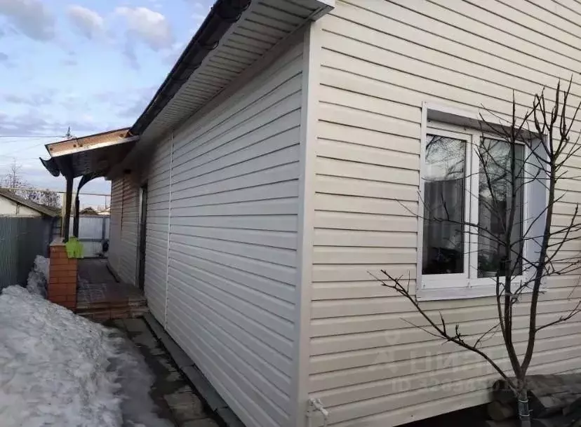 Дом в Оренбургская область, Бузулук Уфимская ул., 124 (100 м) - Фото 2