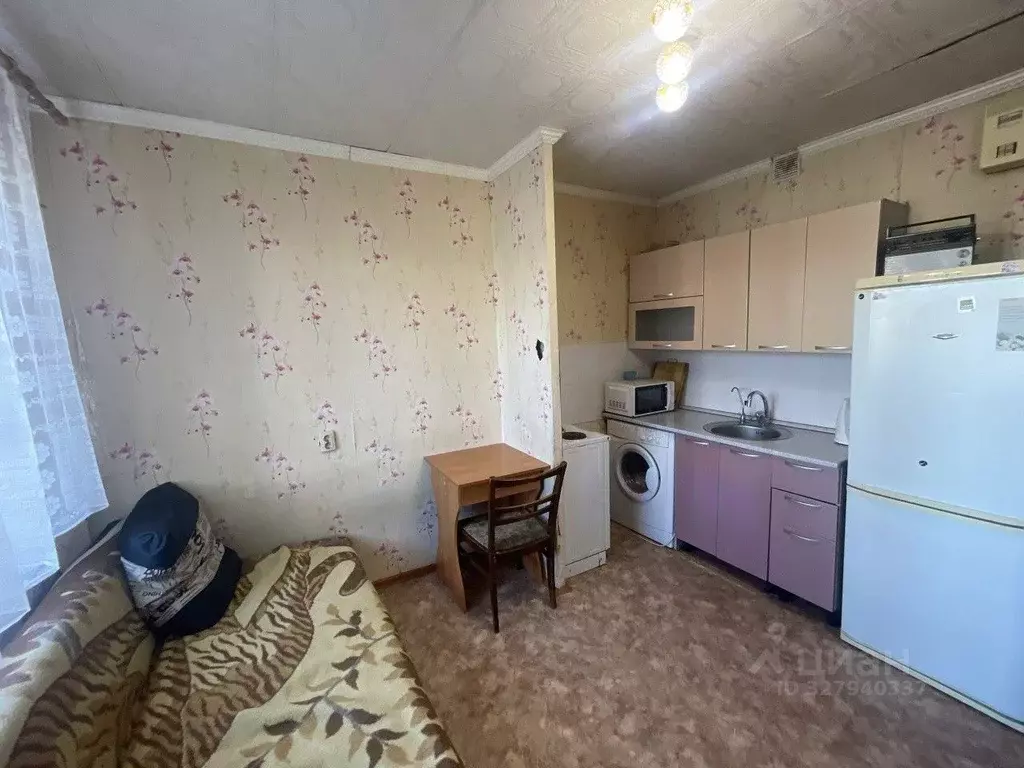 Комната Свердловская область, Екатеринбург ул. Репина, 21 (14.0 м) - Фото 2