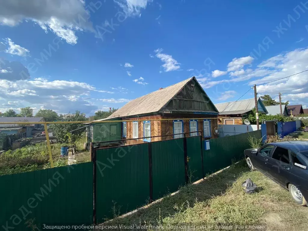 Дом в Оренбургская область, Орск пос. Казачий, ул. Заслонова, 10 (82 ... - Фото 1