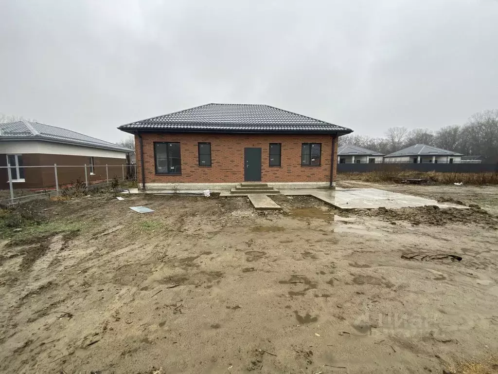 Дом в Краснодарский край, Северский район, Калужское с/пос, Калужская ... - Фото 1