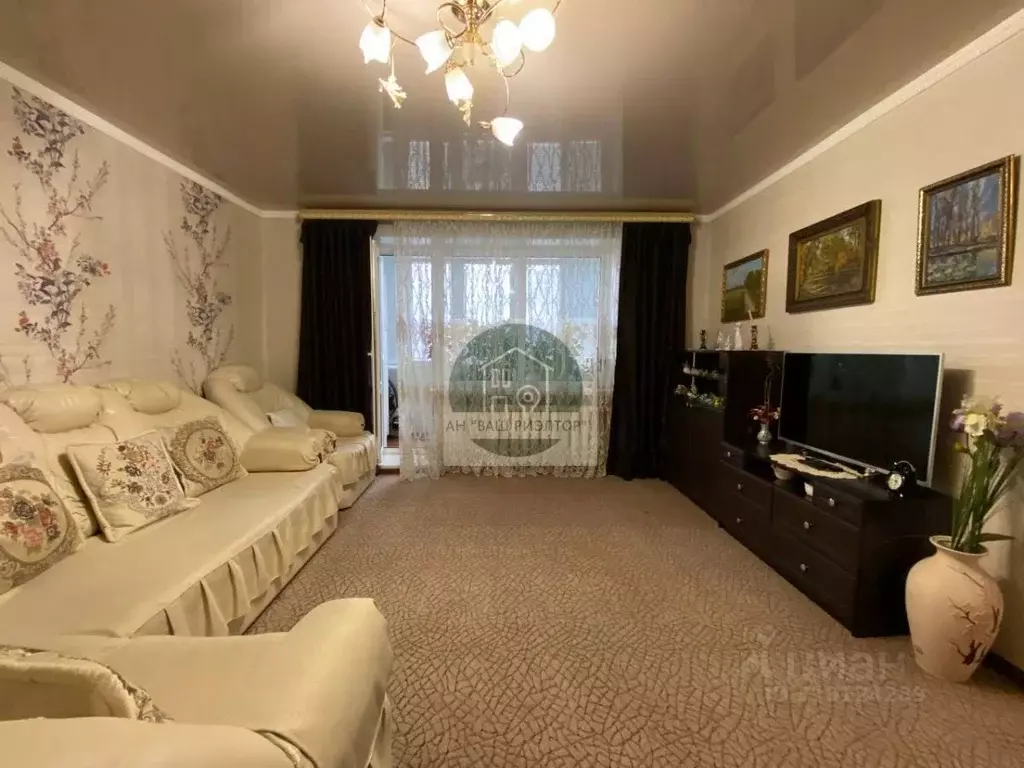 3-к кв. Саратовская область, Вольск Школьная ул., 12 (72.1 м) - Фото 0
